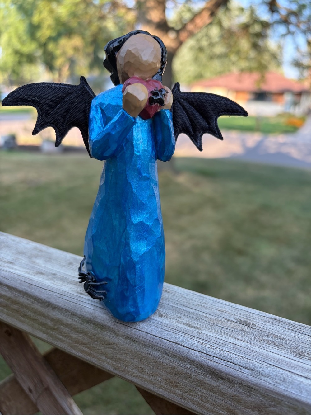 Wicked Willow Handpainted Witch Blue Metallic - Picture 1 of 4